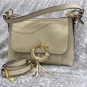 [SOLD］See By Chloe Cream Crossbody Joan Bag Like New Never Used